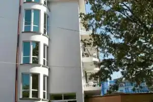 Green Palace Hotel, Китен