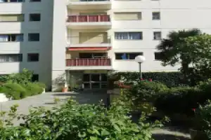 T2 Le Chambord vue panoramique piscine, Антиб