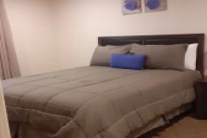 Updated 1-bedroom in Baton Rouge, w/ Washer/dryer, Батон-Руж