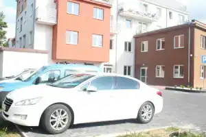 DeLux, Кельце