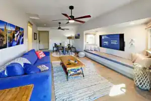 2201 Balboa Dr Home 5 Bedrooms 4 Bathrooms Home, Саут-Лейк-Тахо