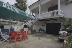 Guets house Chakvi, Чакви