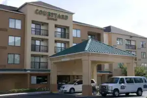 Отель «Courtyard by Marriott Nashville at Opryland», Нэшвилл
