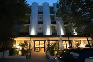 Hotel «Arabel», Риччионе