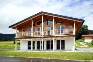 Apartment with sauna and panoramic view in Inzell, Инцелль
