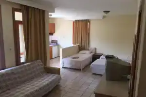 Akdeniz Apart Otel, Авсаллар