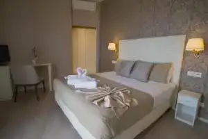 Hotel «Lady Mary», Червия-Милано-Мариттима