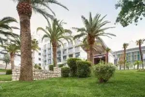 Falkensteiner Hotel Montenegro, Будва