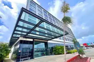 Отель «Hampton Inn By Hilton Cancun Cumbres», Канкун