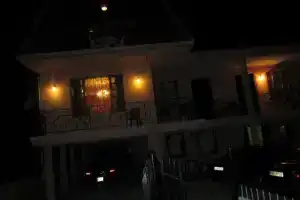 GuestHouse on Firosmani 11, Кобулети