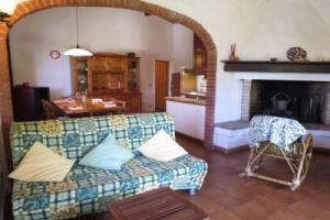 House Ulivo Montescudaio, Монтескудайо