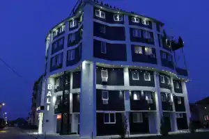 Bali Colosseum Hotel, Белград