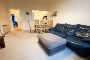 Glasgow Green Apartment - Free Parking, Глазго