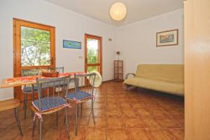 Apartment Josip - 100 m from beach: A1 Ivan Dolac, Island Hvar, Ivan Dolac