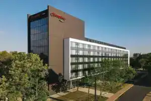 Отель «Hampton By Hilton Warsaw Reduta», Варшава