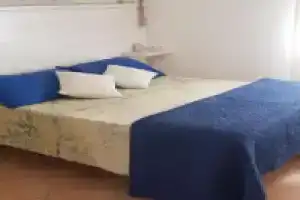 B&B La Vela Latina, Стинтино