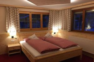 Ahnenhoefl Appartements, Гашурн