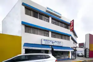 Hotel «Diagonal Puebla», Пуэбла