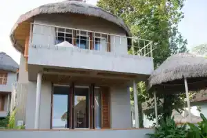 The Mak Trat, Мак