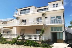 Apartment house Riva, Водице