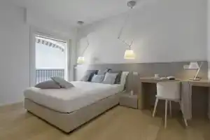 Luxury Suites Collection-Viale Milano 33, Риччионе