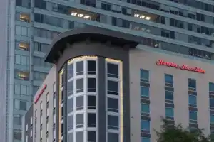 Отель «Hampton Inn & Suites Phoenix Downtown», Финикс