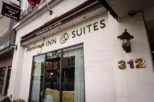 Peterborough Inn & Suites Hotel, Питерборо