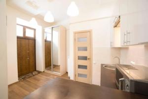 Chornovola 11 Apartment Lviv Centre, Львов