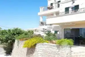 Hotel Philip, Пилос