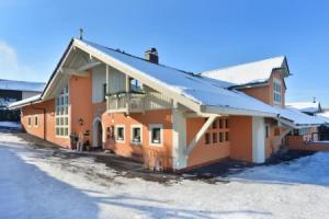 Landhaushotel Hof Wasserkuppe, Поппенхаузен