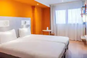 Отель «Ibis Murcia», Мурсия
