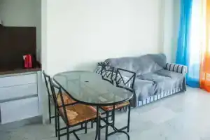 Romantic Holiday Apartments, Бенидорм