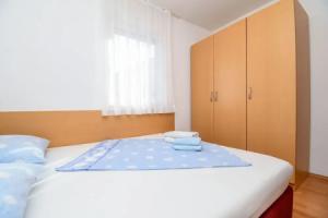 Apartments Jakov, Винишхе