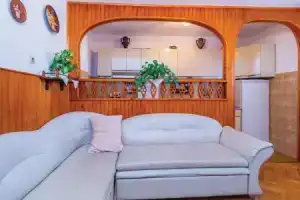 Awesome Apartment in Senj With 3 Bedrooms and Wifi, Сень