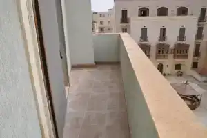 Marble Arch, Сент-Джулианс