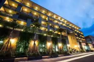 Lani Chiang Mai Hotel, Чианг Май