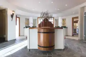 Hotel «Lärchenhof», Маранца