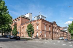 Stylish Loft next to City Center & Lake Pyhäjärvi, Тампере