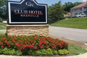 Club Hotel Nashville Inn & Suites, Нэшвилл