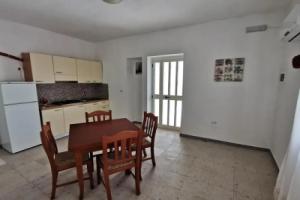 Casa Vacanze La Cantinetta Via Montesanto, Пескичи