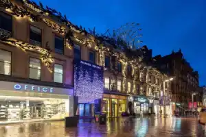 Premium 4 bed Apartment, West End of Glasgow, Глазго