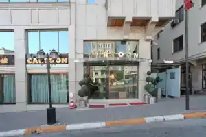 Cartoon Hotel, Стамбул
