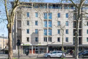 b&b hôTel Nantes Centre, Нант