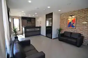 La Casa Hotel, Цигов-Чарк