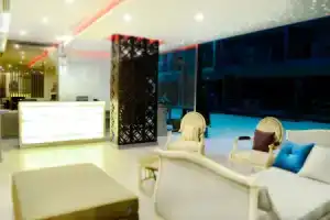 Mirage Express Patong Phuket Hotel, Патонг