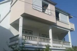 Apartments Chiara, Раб