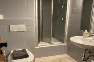 Appartement Am Sonnenhang Erdgeschoss, Бад-Ротенфельде