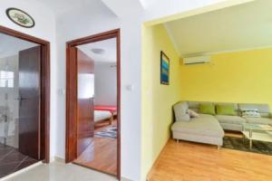 Kosta - 150 m From Beach - A3, Zubovići