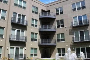 Luxe Modern Downtown 1BR w Balcony, Индианаполис
