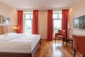 Hotel «Schweizerhof Basel», Базель